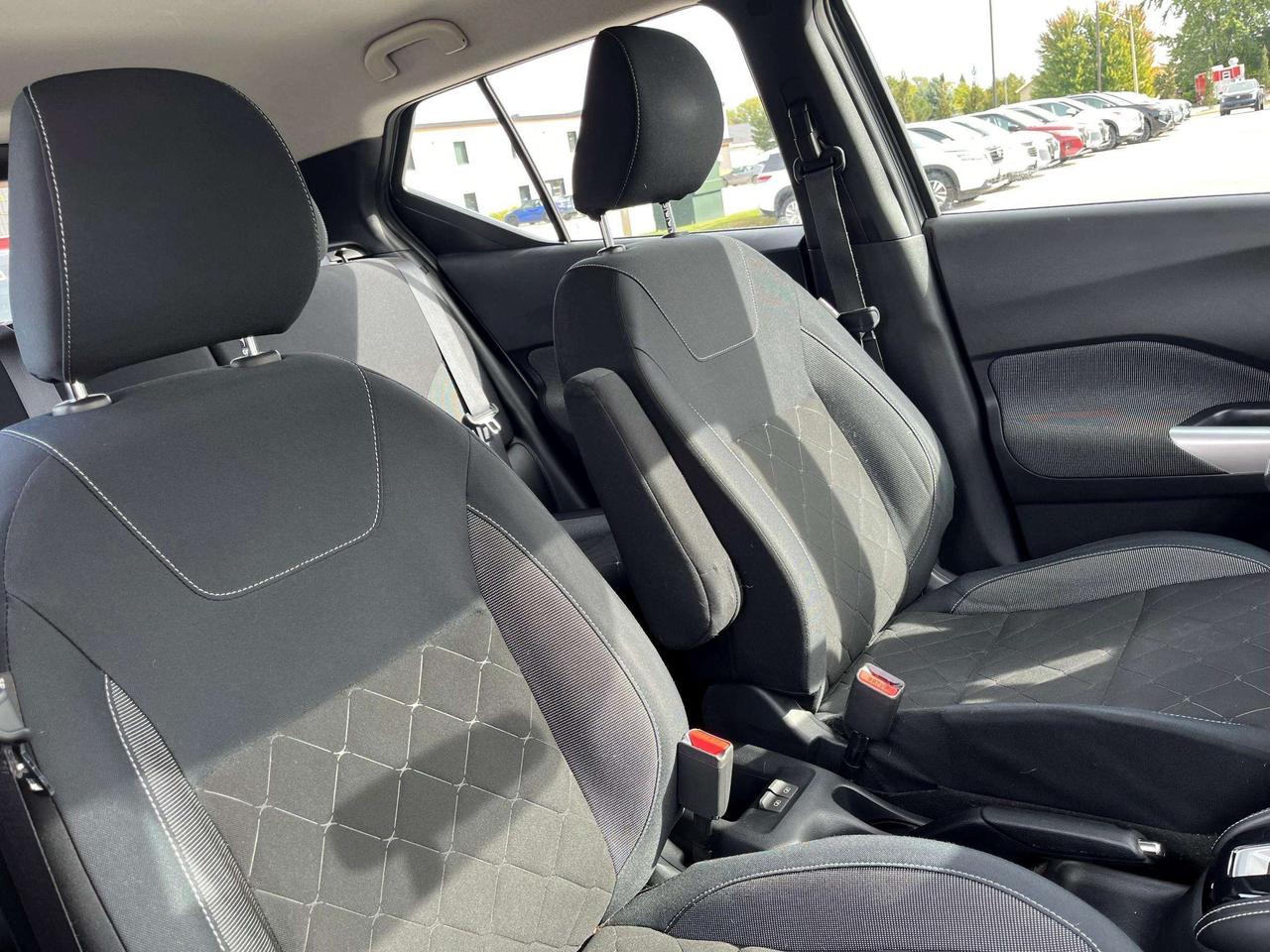 2018 Nissan Kicks SV FWD Photo