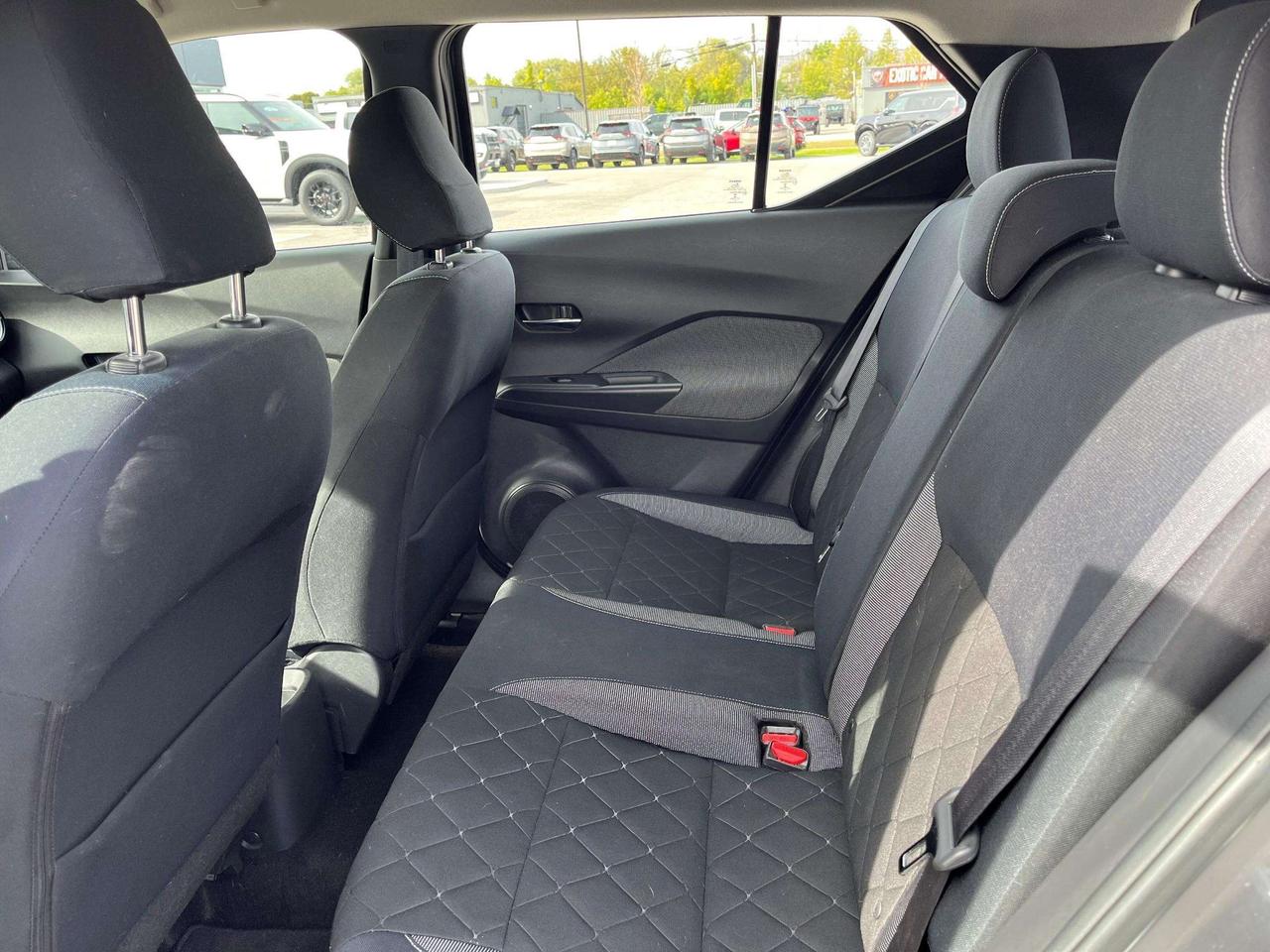 2018 Nissan Kicks SV FWD Photo
