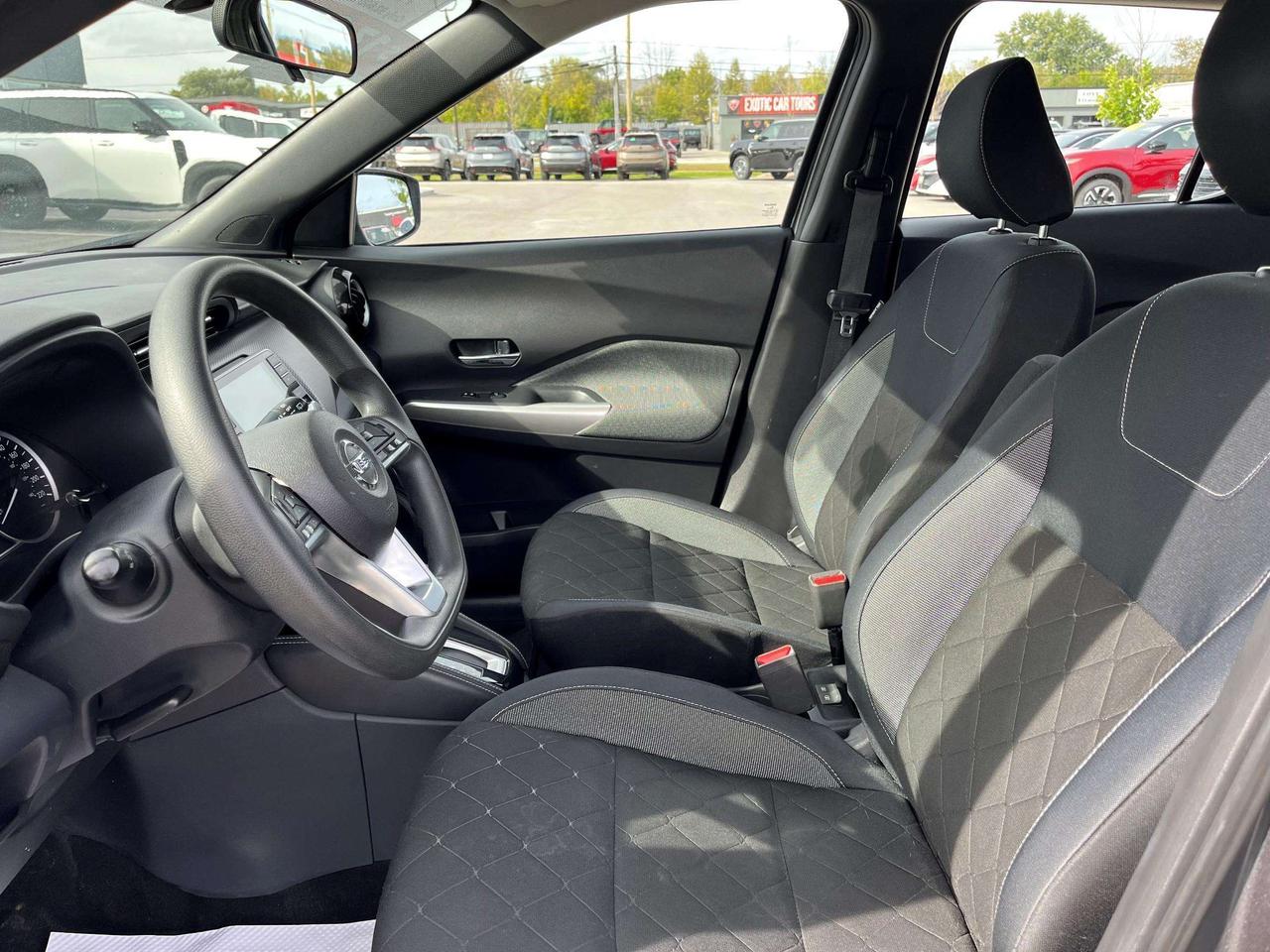 2018 Nissan Kicks SV FWD Photo