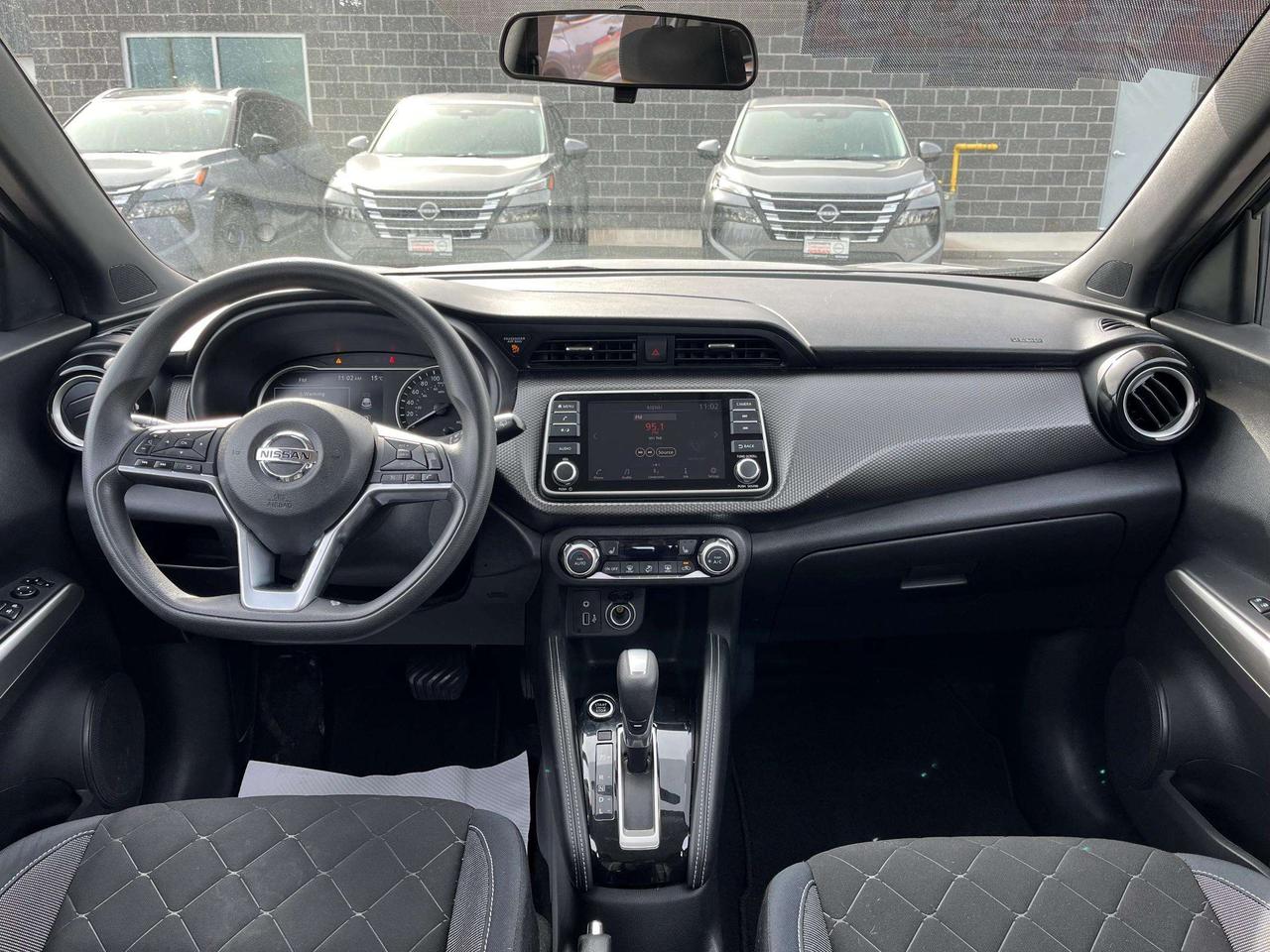 2018 Nissan Kicks SV FWD Photo