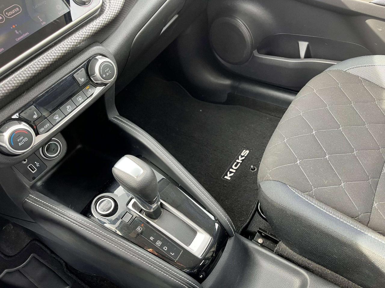2018 Nissan Kicks SV FWD Photo