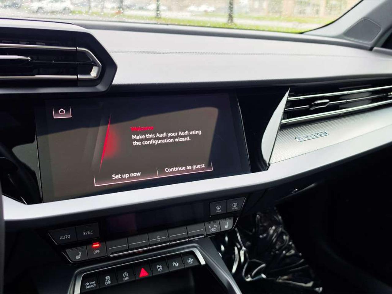 2026 Audi A3 komfort   Sunroof   Apple Carplay   Alloys Photo