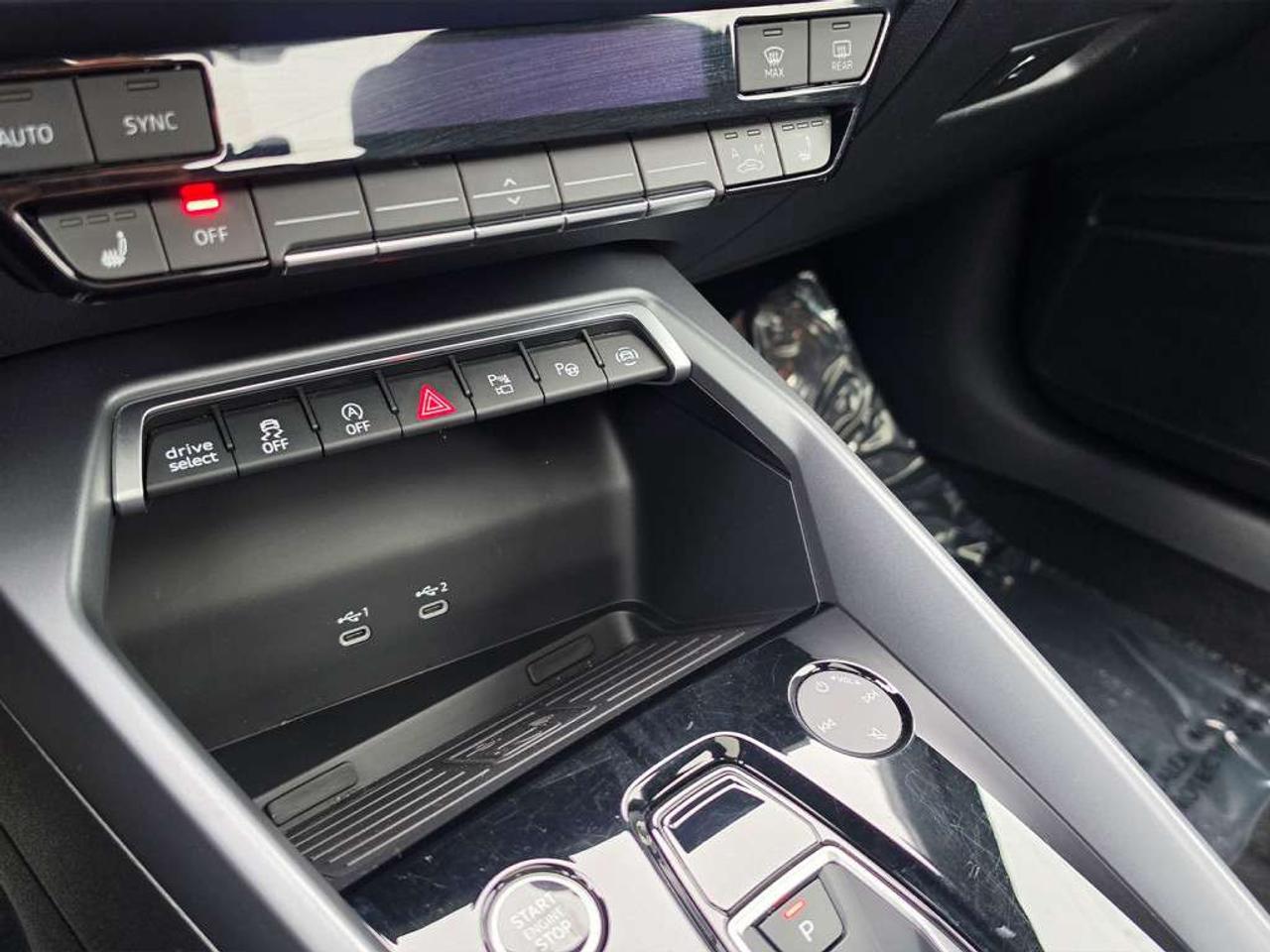 2026 Audi A3 komfort   Sunroof   Apple Carplay   Alloys Photo