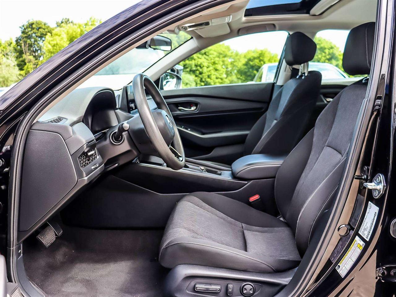 2023 Honda Accord EX   CARPLAY   MOONROOF   STARTER   ALLOYS Photo