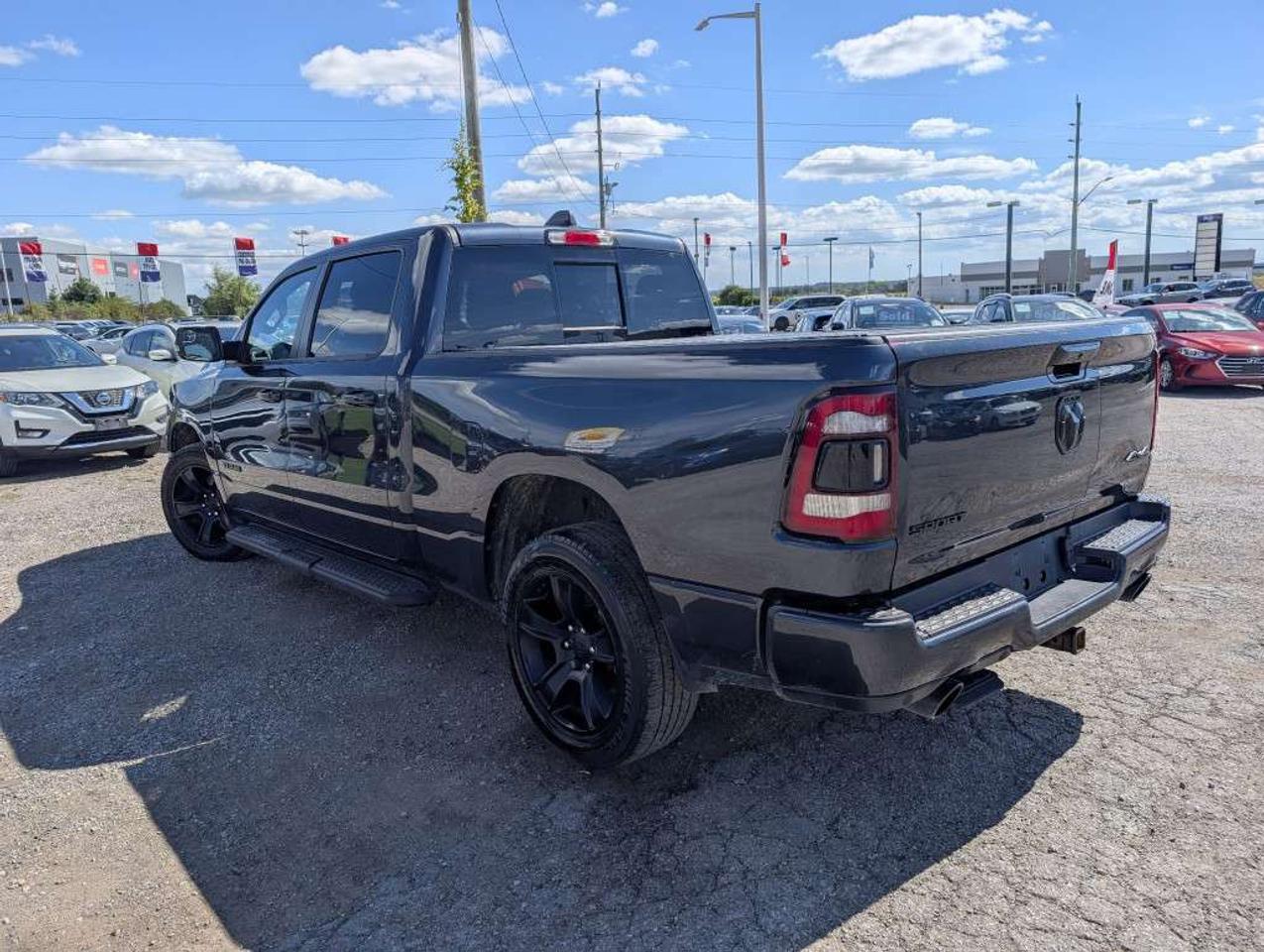 2021 RAM 1500 Sport 4WD NAV LEATHER PANOROOF CAMERA Photo