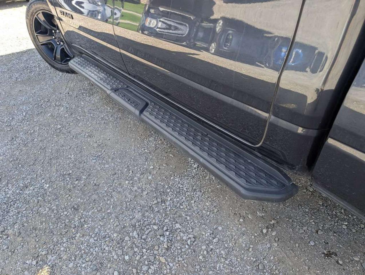 2021 RAM 1500 Sport 4WD NAV LEATHER PANOROOF CAMERA Photo