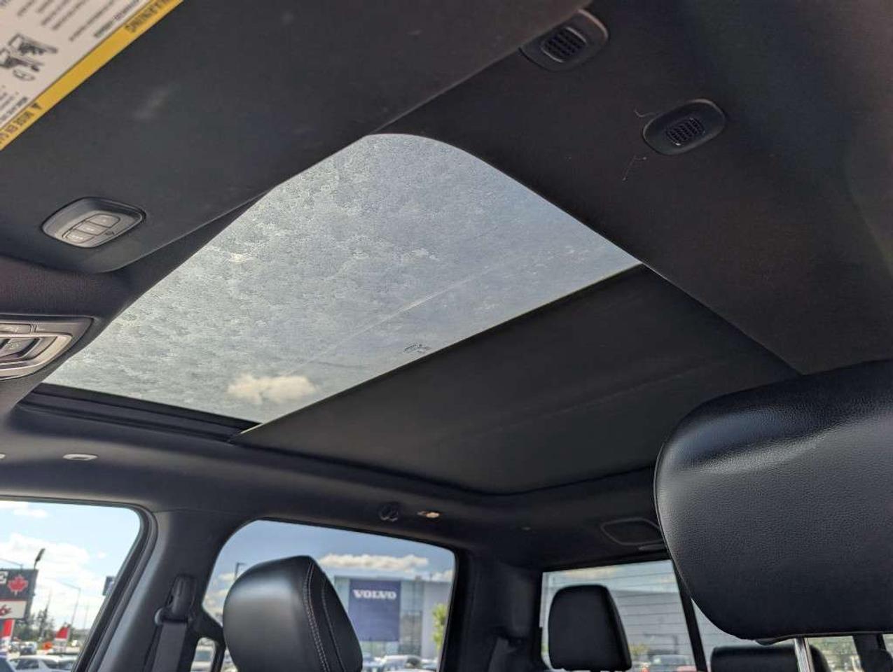 2021 RAM 1500 Sport 4WD NAV LEATHER PANOROOF CAMERA Photo