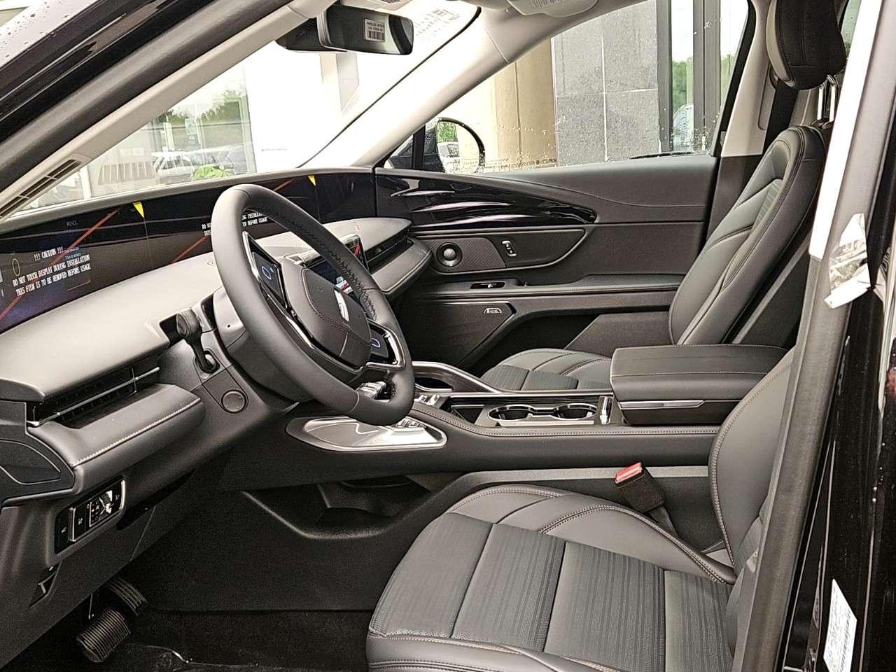 2026 Lincoln Nautilus Reserve AWD Photo