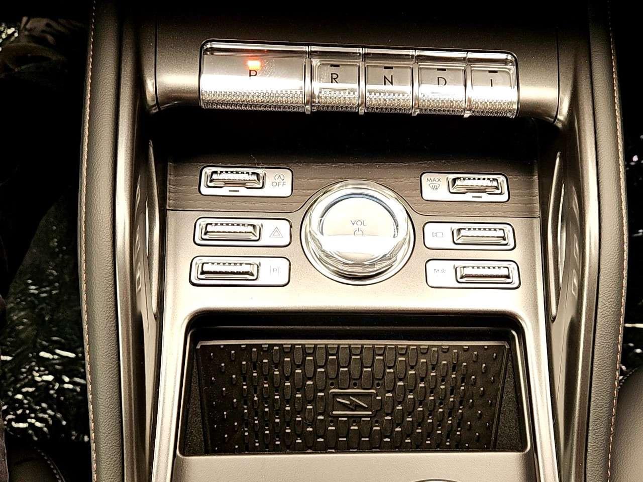 2026 Lincoln Nautilus Reserve AWD Photo