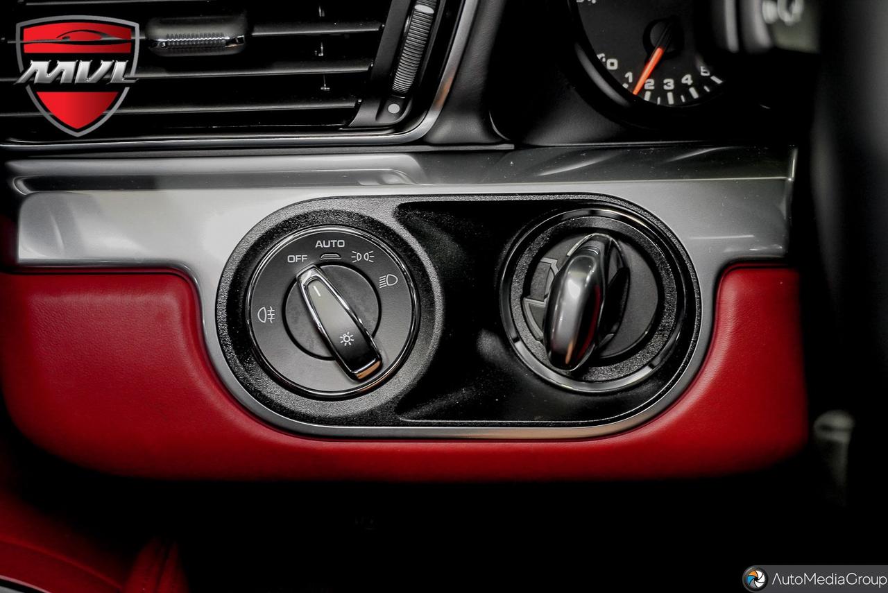 2019 Porsche 911 Carrera 4S 2dr All-wheel Drive Coupe Photo