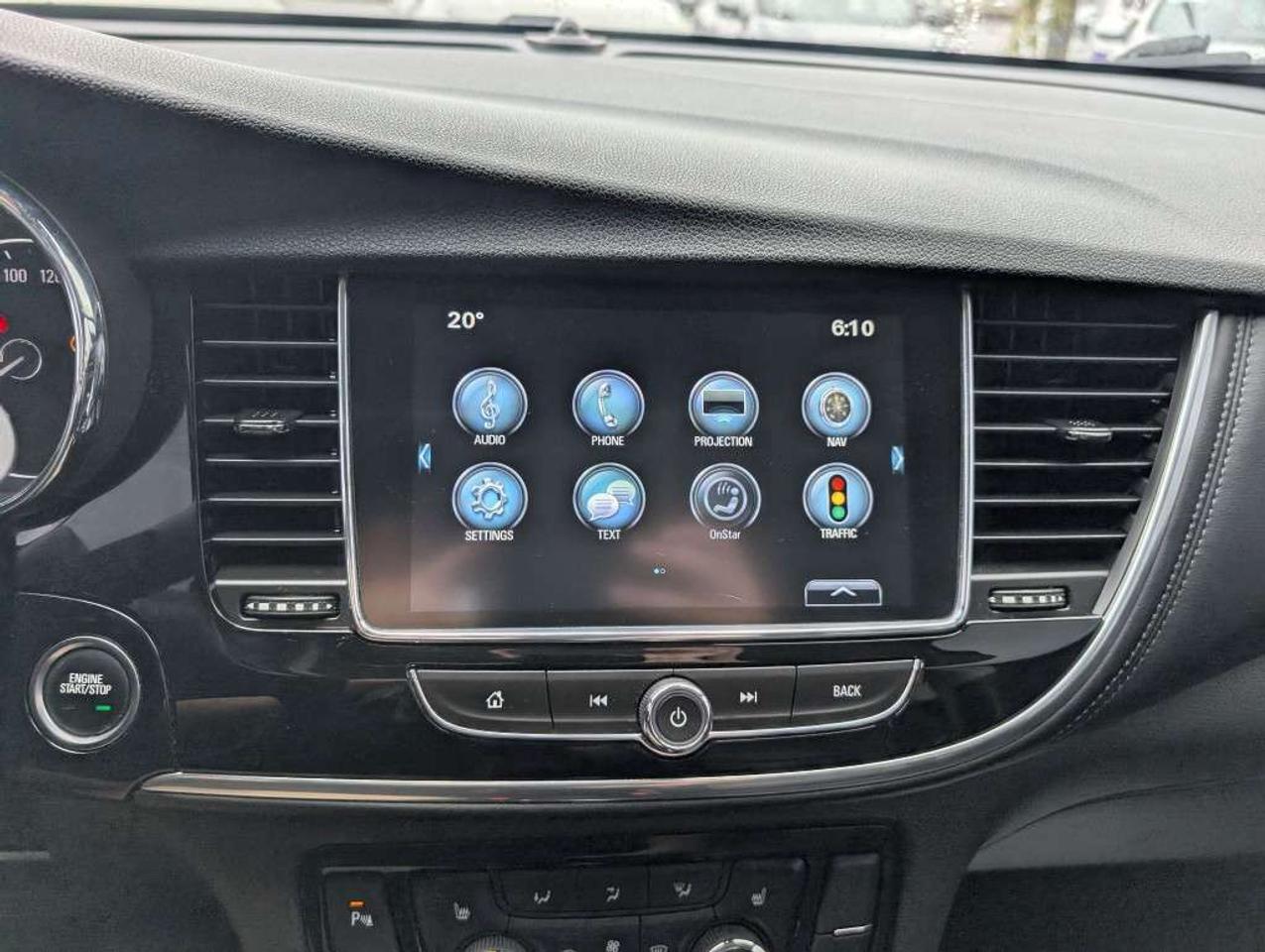 2019 Buick Encore Essence AWD   NAV   LEATHER   SUNROOF   CAMERA Photo