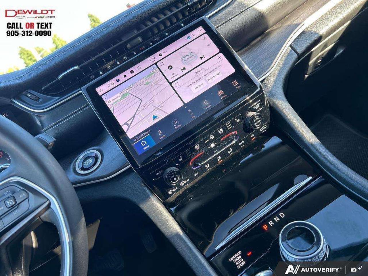 2023 Jeep Grand Cherokee LIMITED   LUXURY TECH   PANO ROOF Photo