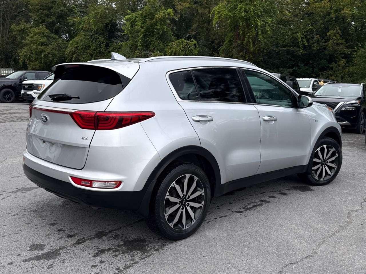 2018 Kia Sportage EX   AWD   1 OWNER   GREAT SERVICE RECORDS Photo