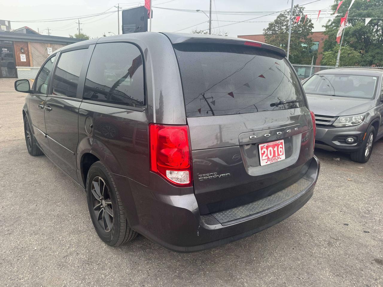 2016 Dodge Grand Caravan *** 3 YEAR WARRANTY INCLUDED *** Photo