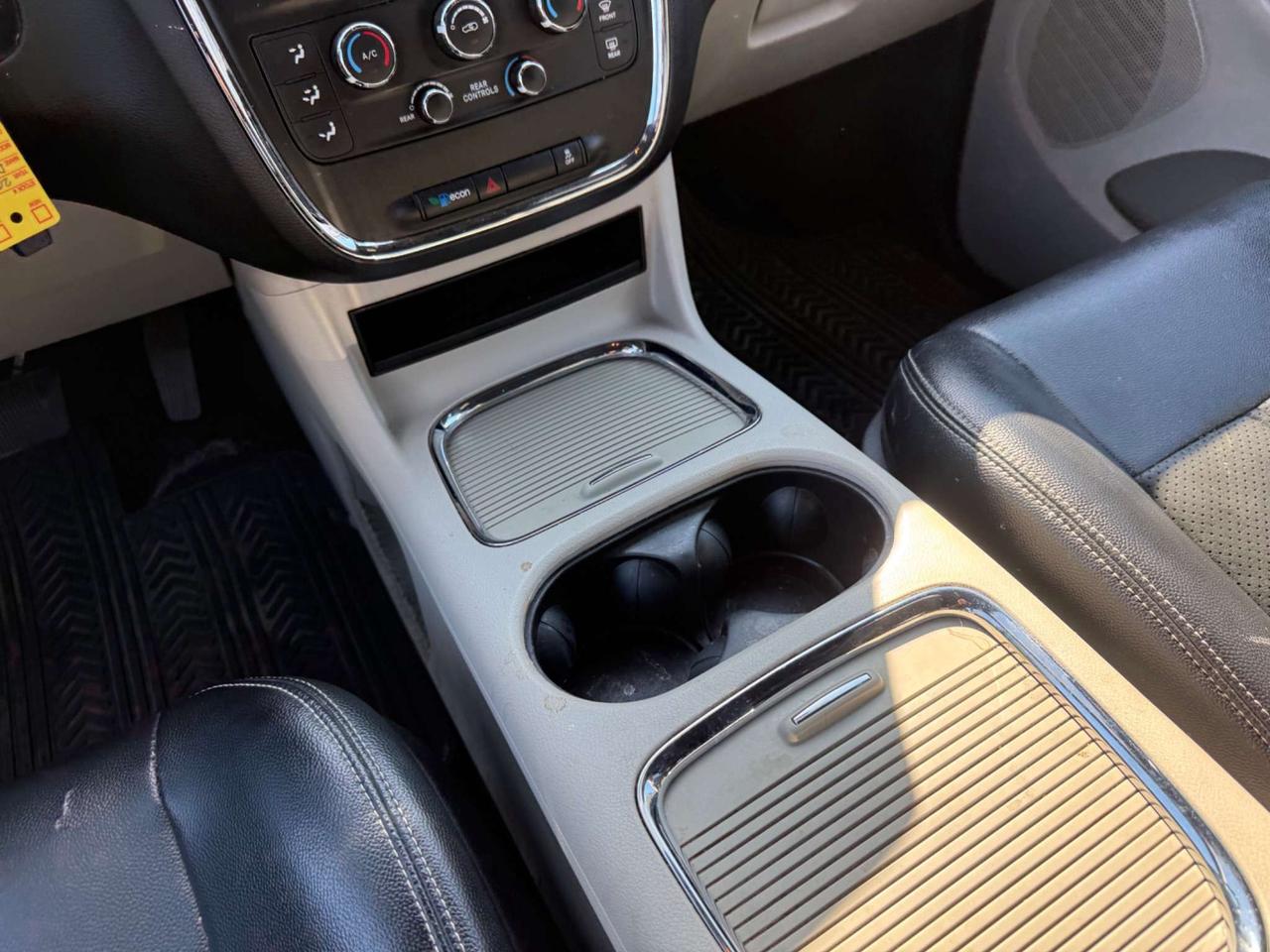 2016 Dodge Grand Caravan SXT Premium Plus *Certified* Photo