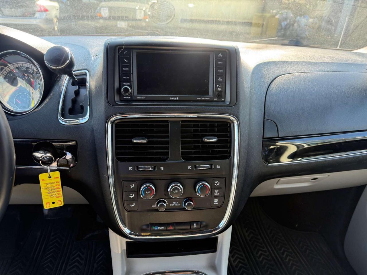 2016 Dodge Grand Caravan SXT Premium Plus *Certified* Photo
