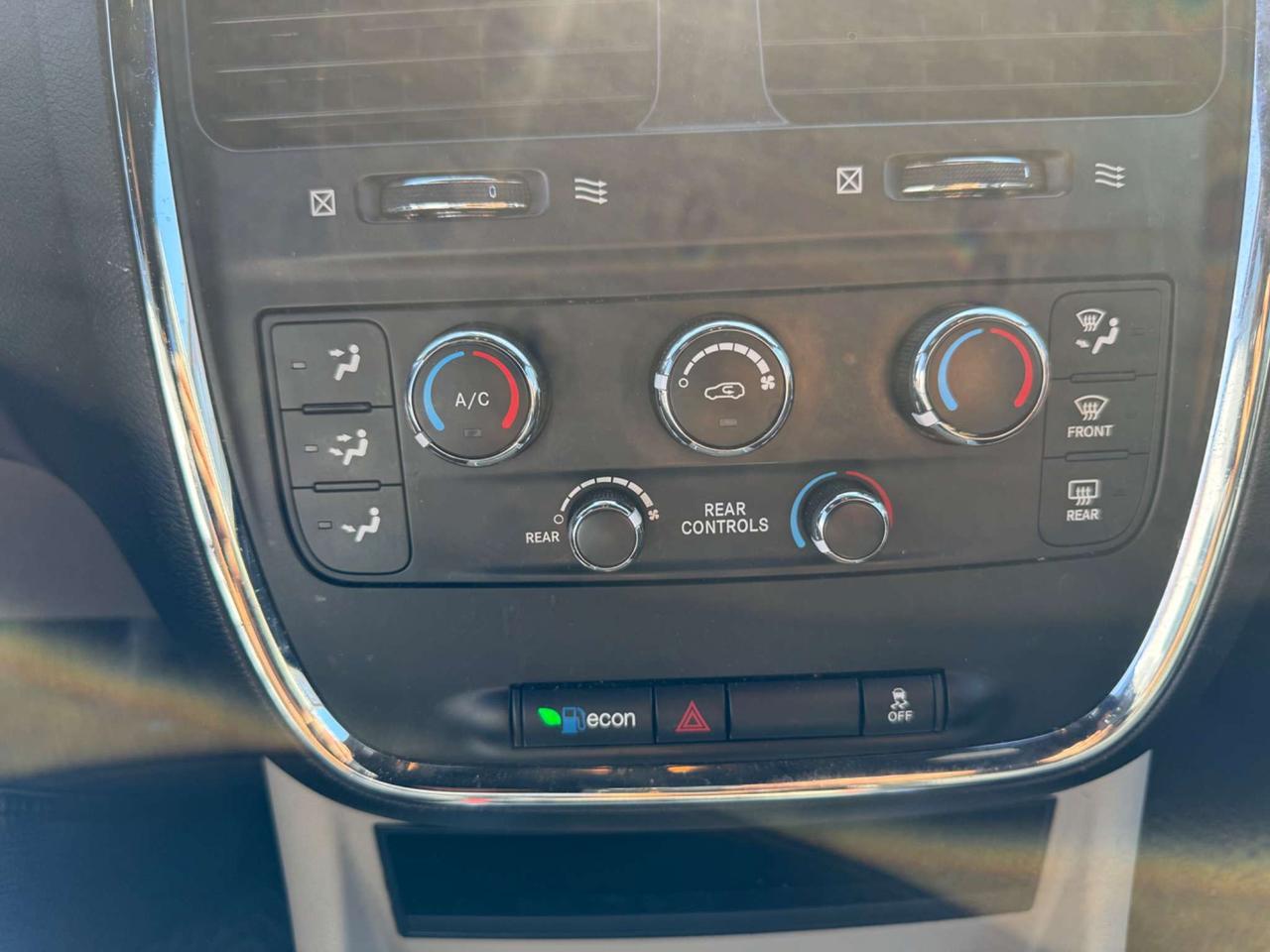 2016 Dodge Grand Caravan SXT Premium Plus *Certified* Photo