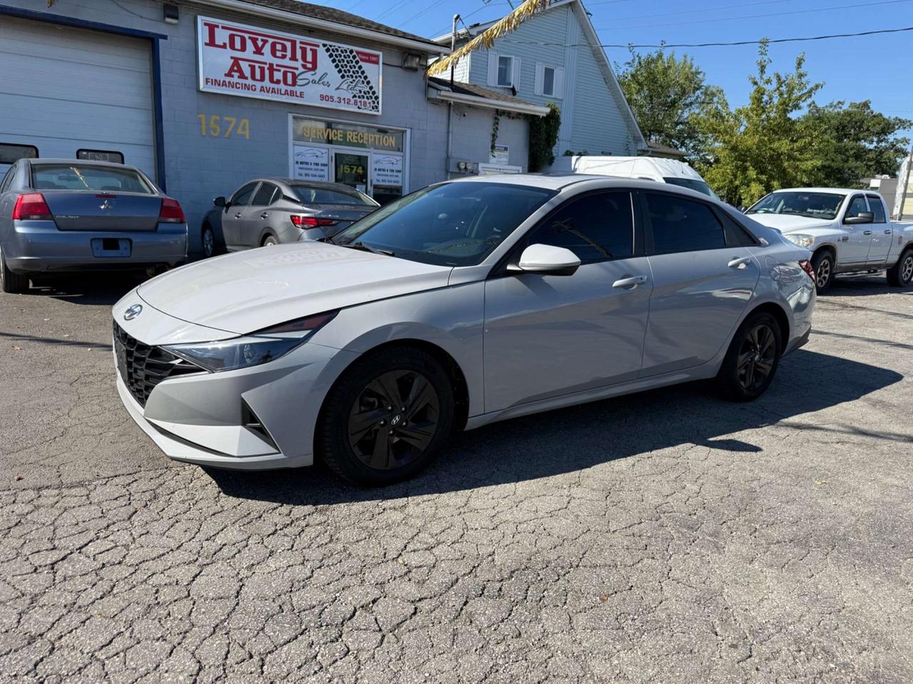 2021 Hyundai Elantra Preferred w/Sun & Tech Package *Certified* Photo1
