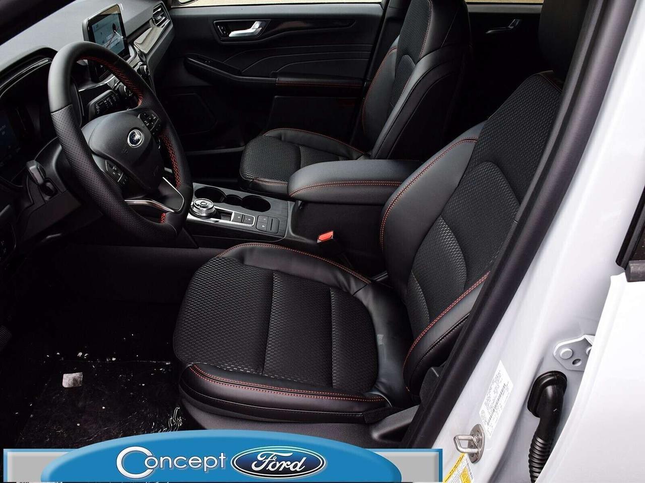 2025 Ford Escape ST-Line Photo