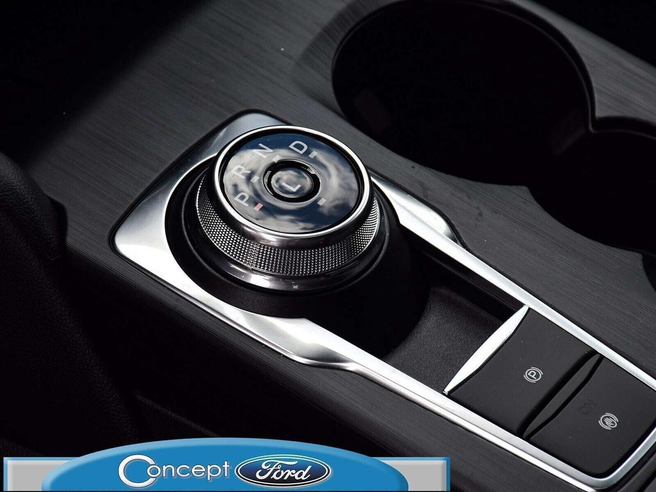 2025 Ford Escape ST-Line Photo