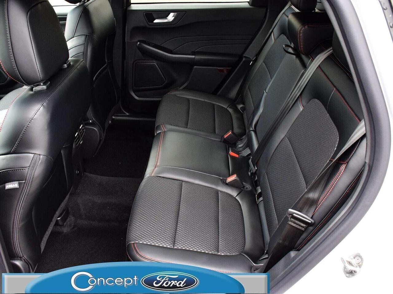 2025 Ford Escape ST-Line Photo