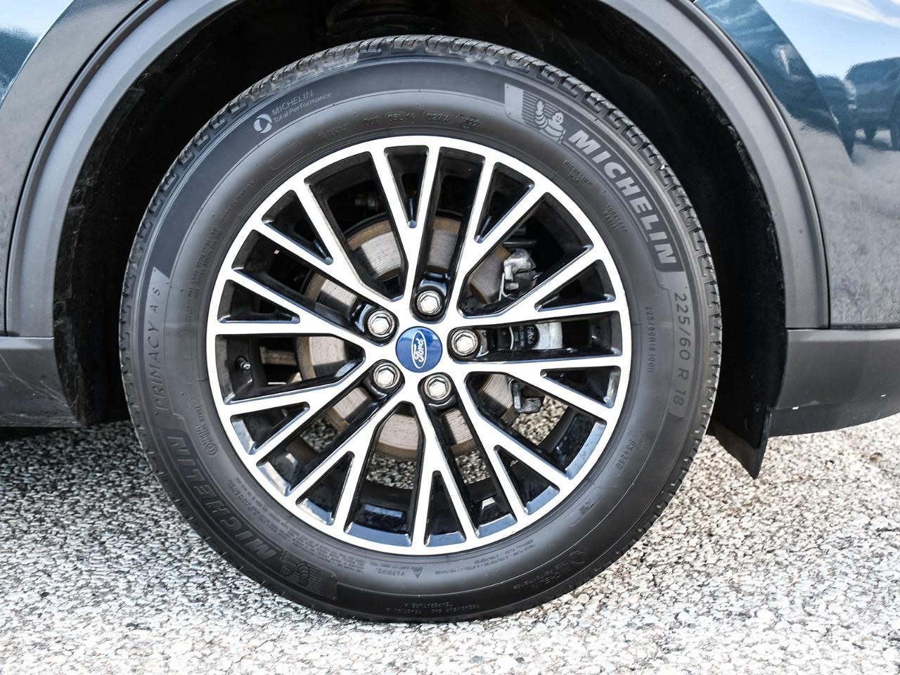2022 Ford Escape PHEV Titanium NAV | HTD SEATS | HTD STEERING | ADAPTIVE CRUISE Photo