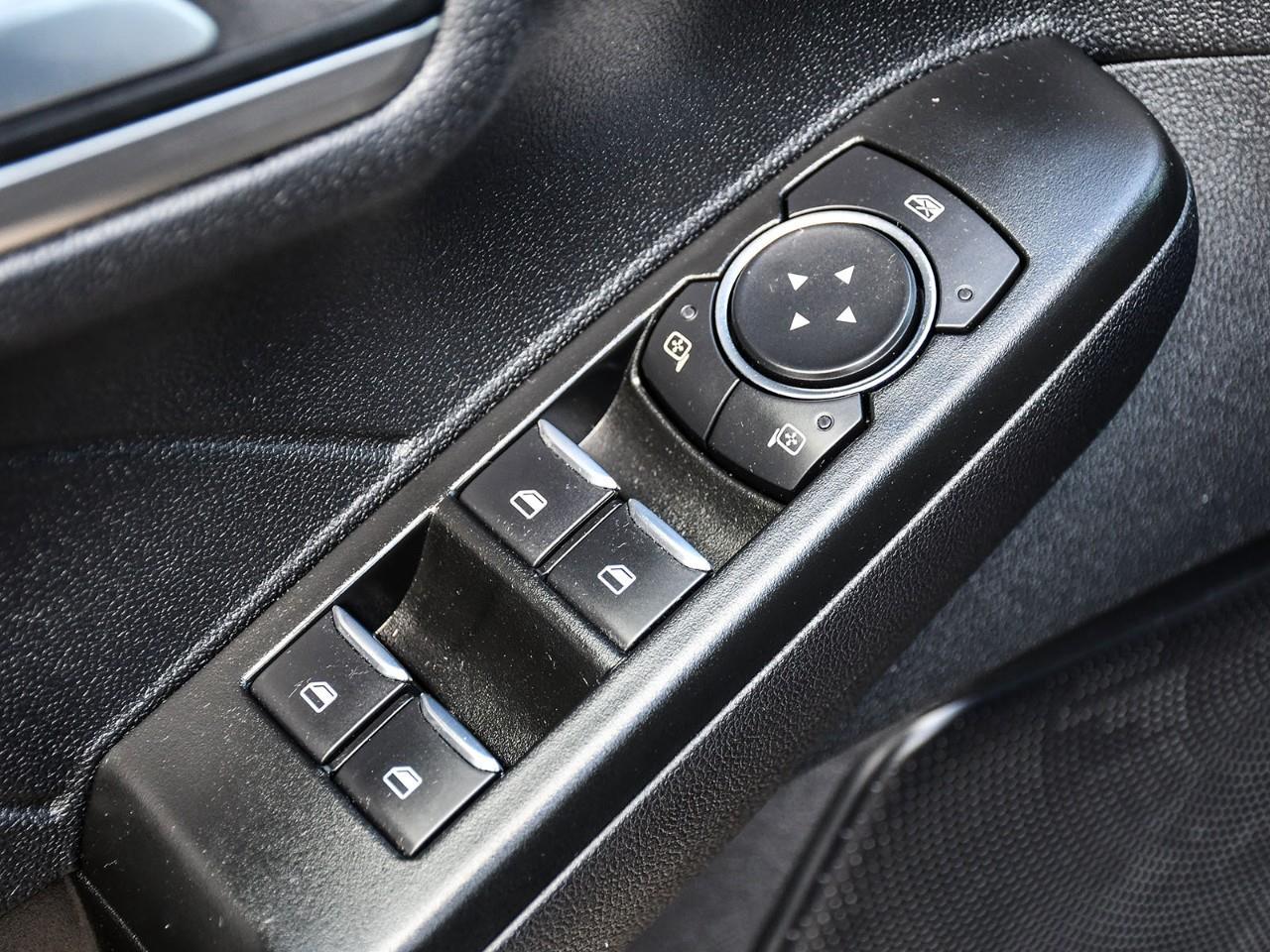 2022 Ford Escape PHEV Titanium NAV | HTD SEATS | HTD STEERING | ADAPTIVE CRUISE Photo