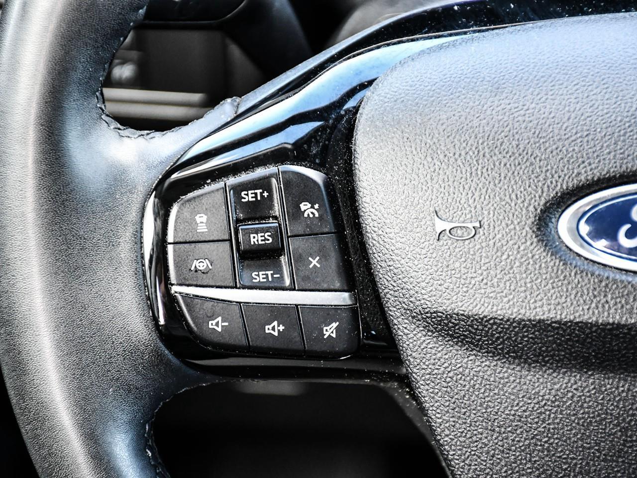 2022 Ford Escape PHEV Titanium NAV | HTD SEATS | HTD STEERING | ADAPTIVE CRUISE Photo