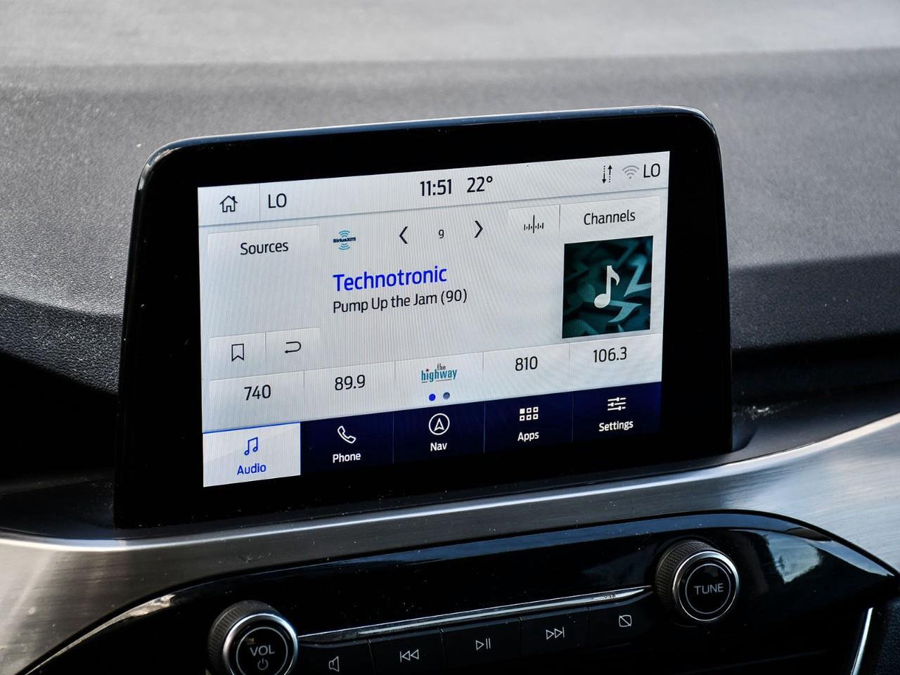 2022 Ford Escape PHEV Titanium NAV | HTD SEATS | HTD STEERING | ADAPTIVE CRUISE Photo