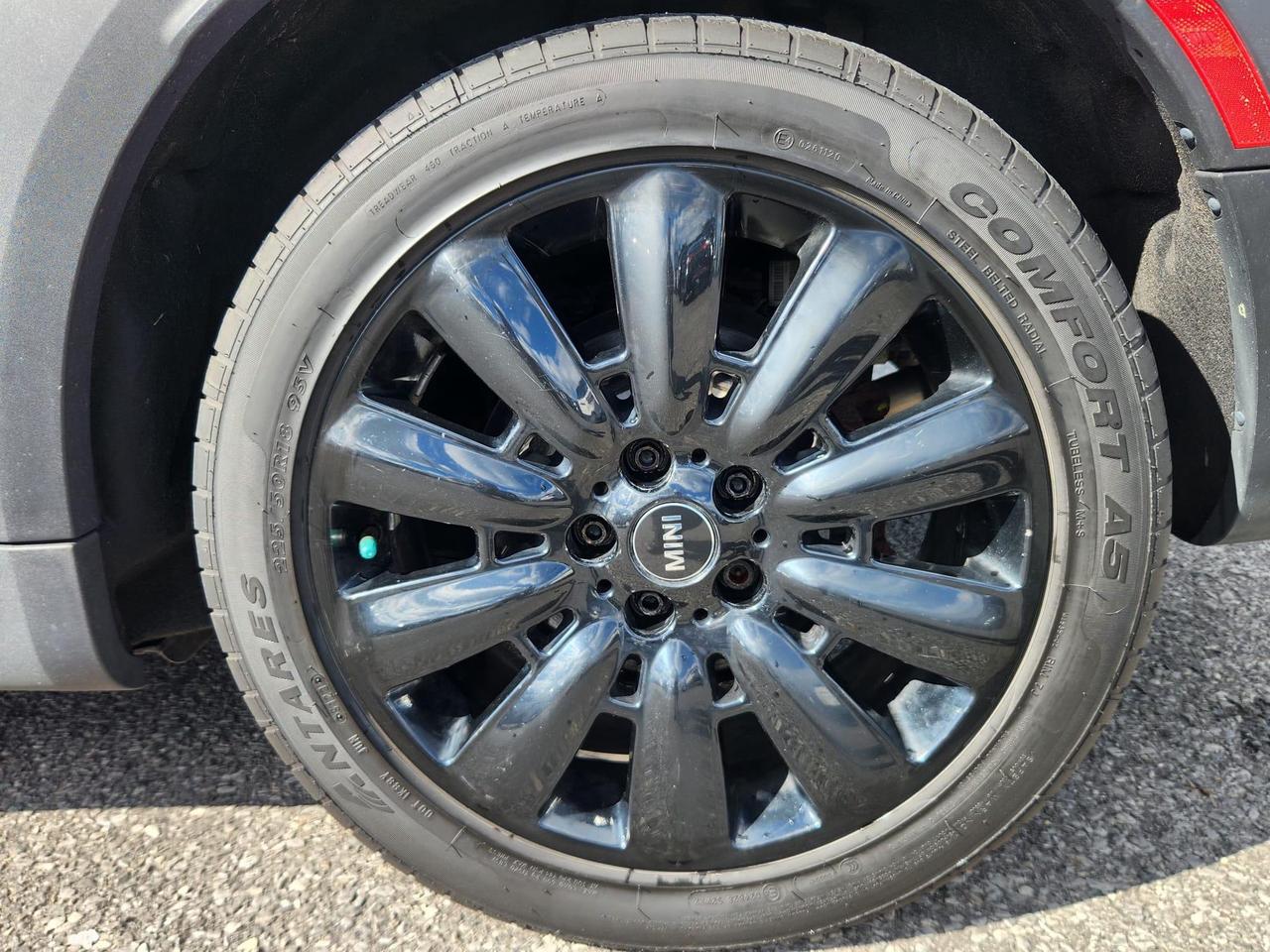 2019 MINI Countryman Cooper S 4dr All-Wheel Drive ALL4 Sport Utility Photo