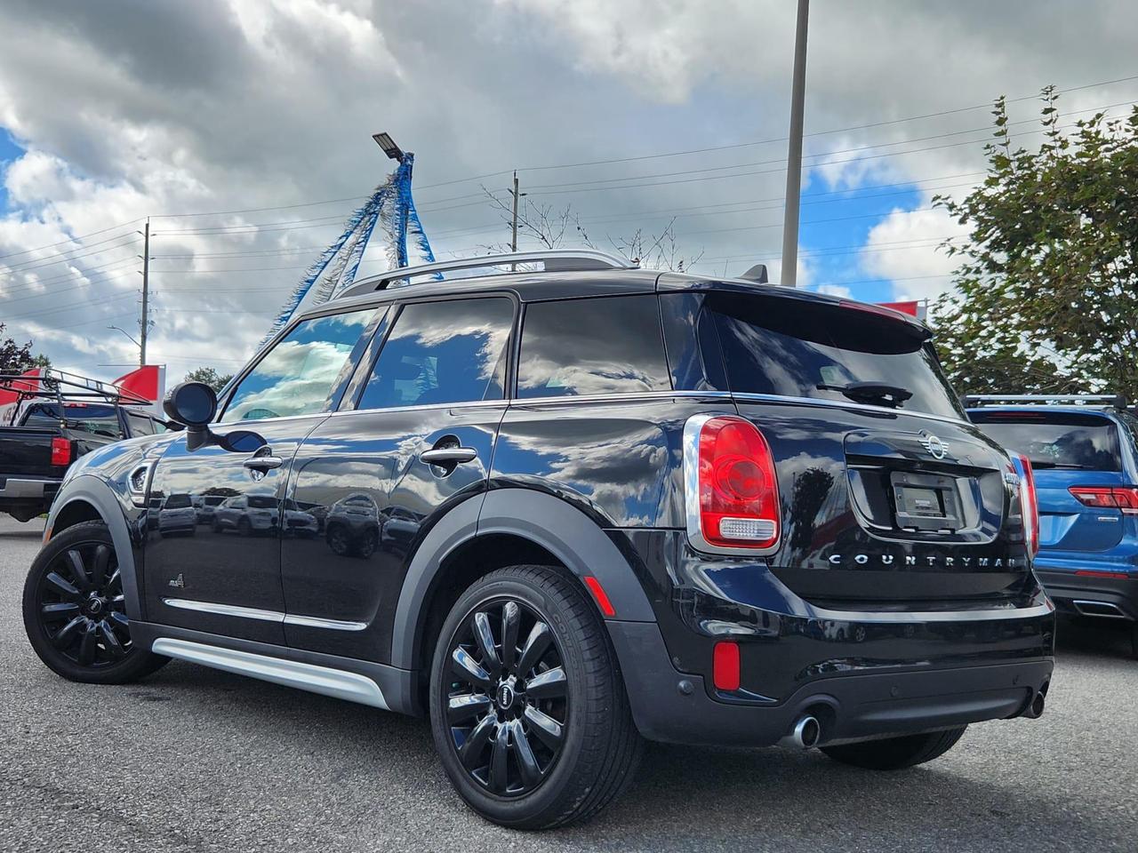 2019 MINI Countryman Cooper S 4dr All-Wheel Drive ALL4 Sport Utility Photo