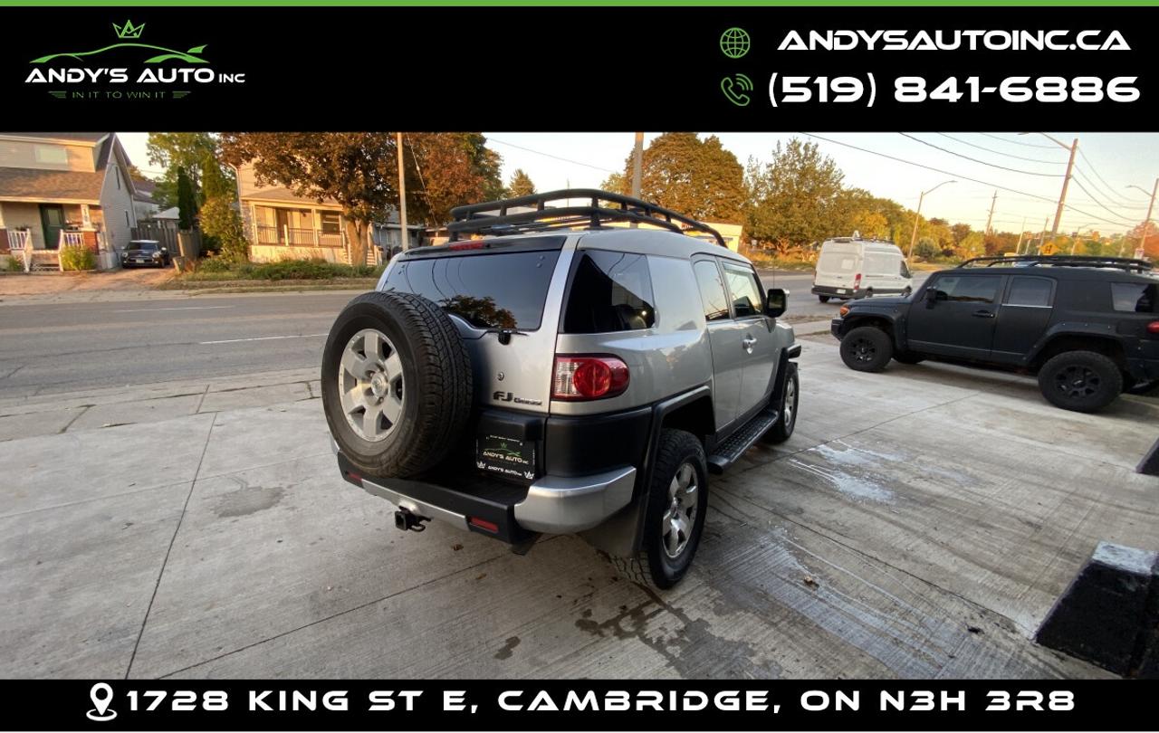 2007 Toyota FJ Cruiser ! LOW KM ! ONE OWNER ! POWER WNDOWS ! FJ CRUISER ! LOW KM ! ONE OWNER ! POWER WNDOWS ! Photo