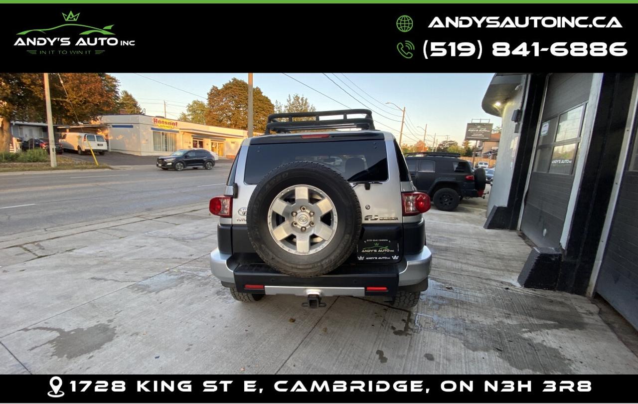 2007 Toyota FJ Cruiser ! LOW KM ! ONE OWNER ! POWER WNDOWS ! FJ CRUISER ! LOW KM ! ONE OWNER ! POWER WNDOWS ! Photo