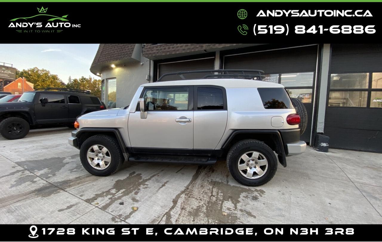 2007 Toyota FJ Cruiser ! LOW KM ! ONE OWNER ! POWER WNDOWS ! FJ CRUISER ! LOW KM ! ONE OWNER ! POWER WNDOWS ! Photo