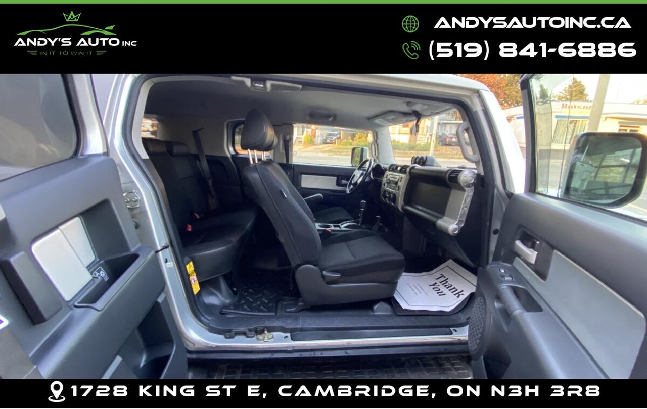 2007 Toyota FJ Cruiser ! LOW KM ! ONE OWNER ! POWER WNDOWS ! FJ CRUISER ! LOW KM ! ONE OWNER ! POWER WNDOWS ! Photo