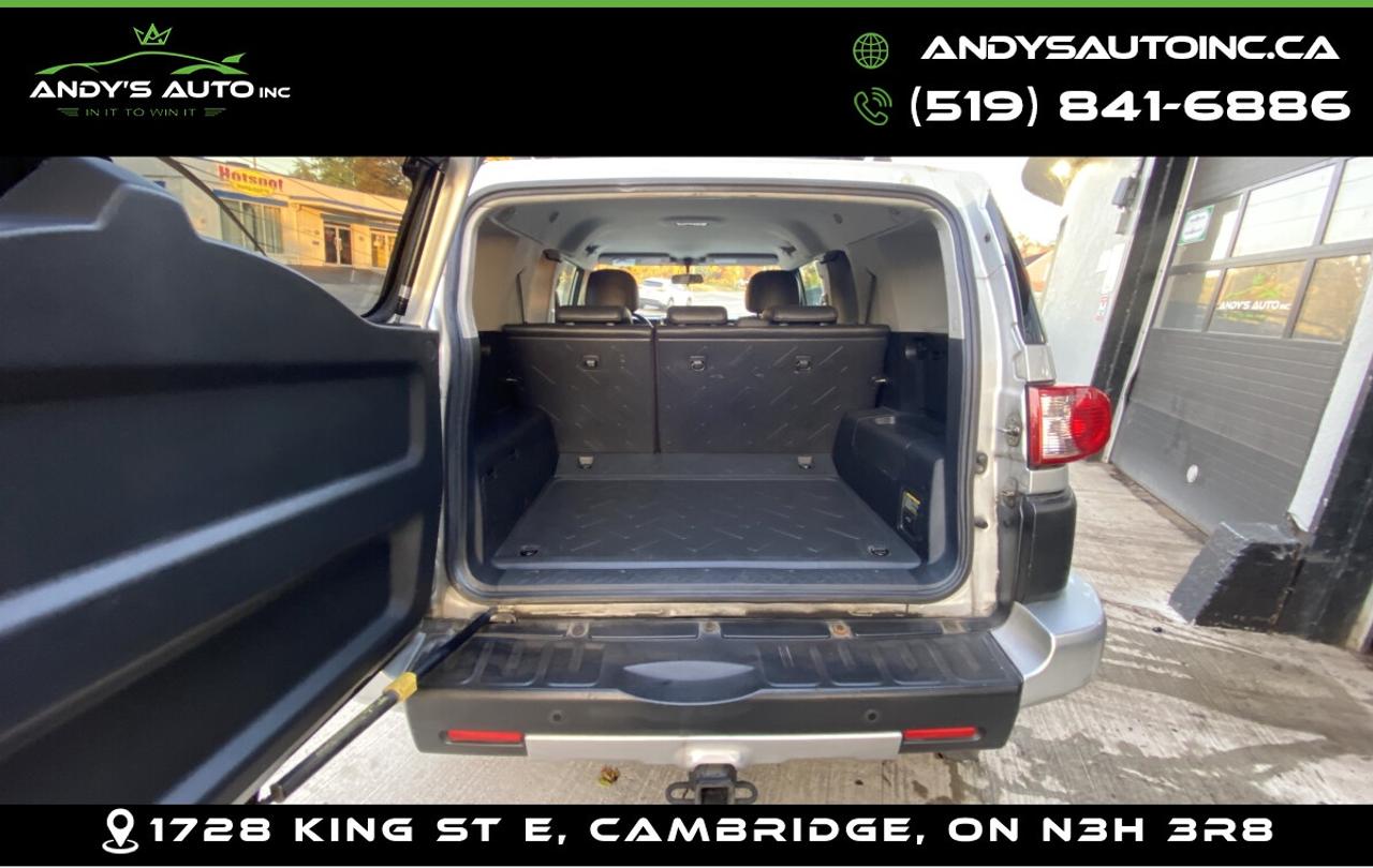 2007 Toyota FJ Cruiser ! LOW KM ! ONE OWNER ! POWER WNDOWS ! FJ CRUISER ! LOW KM ! ONE OWNER ! POWER WNDOWS ! Photo
