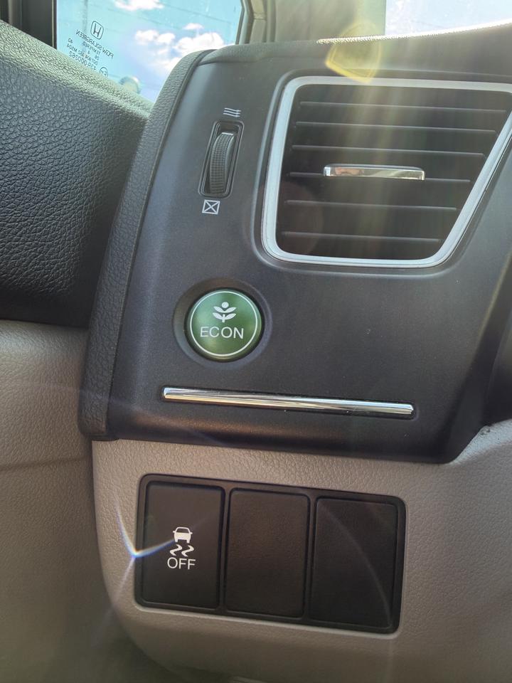 2014 Honda Civic LX Photo