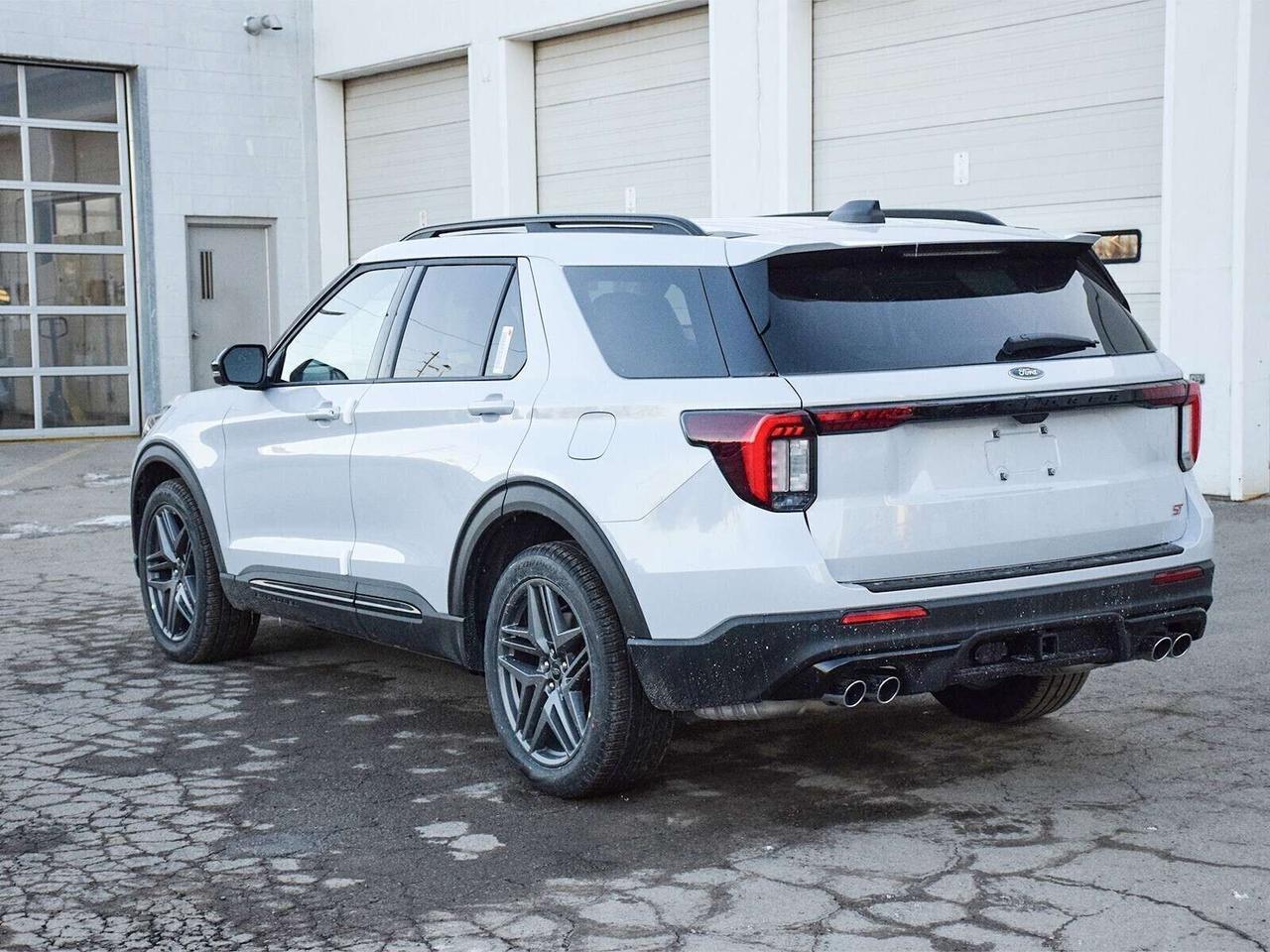 2026 Ford Explorer ST Photo