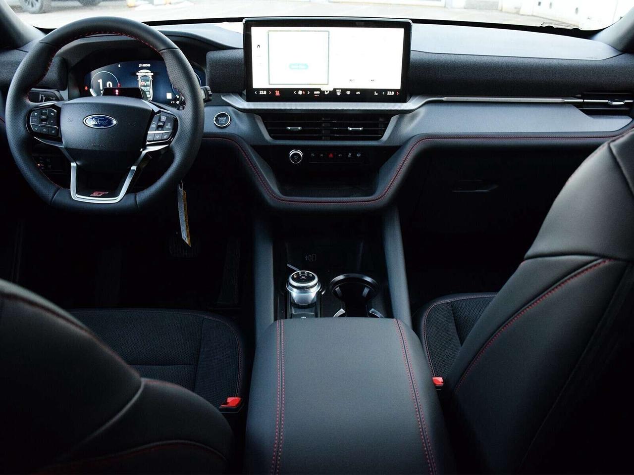 2026 Ford Explorer ST Photo