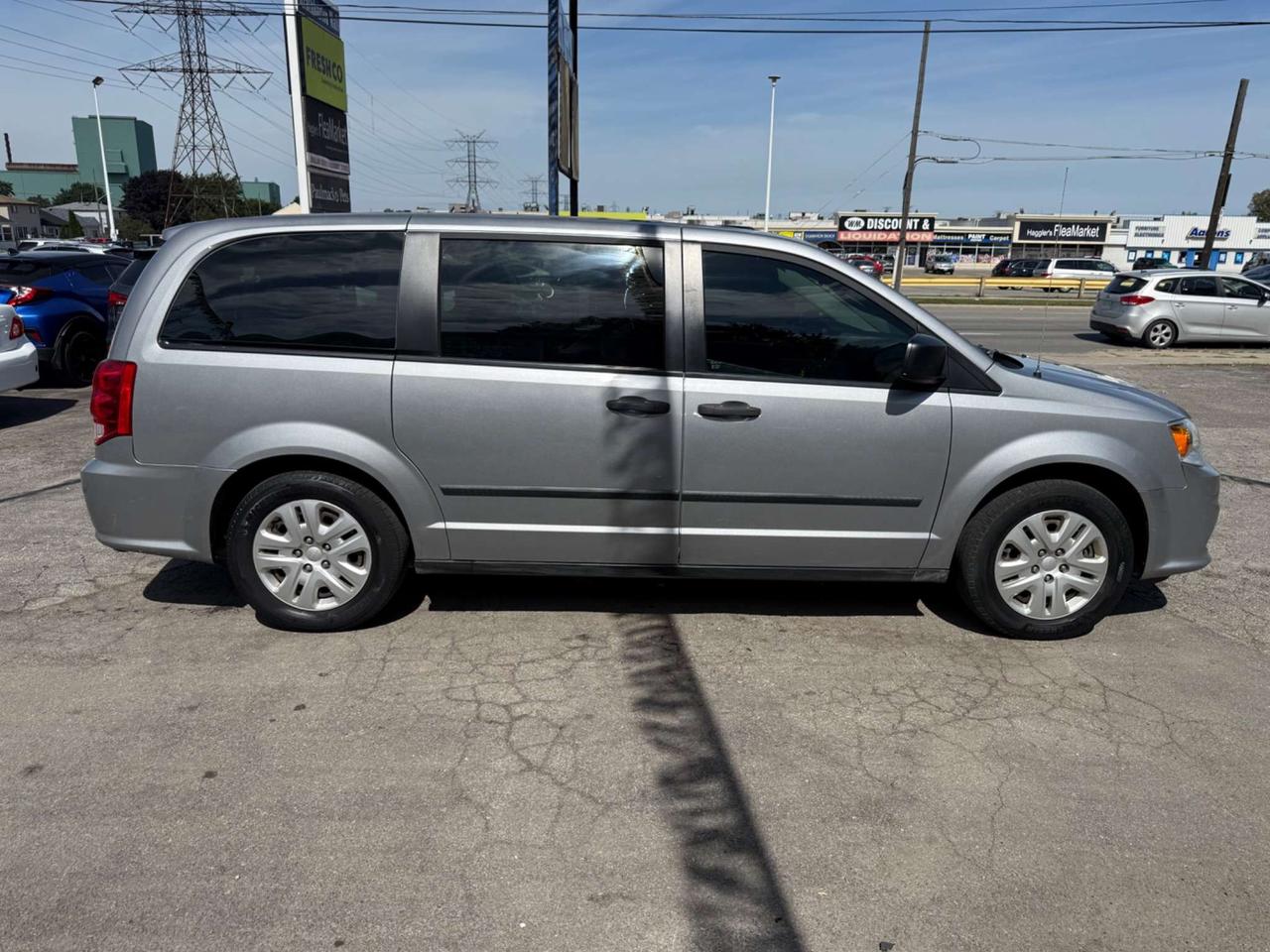 2015 Dodge Grand Caravan Canada Value Package *CERTIFIED* Photo