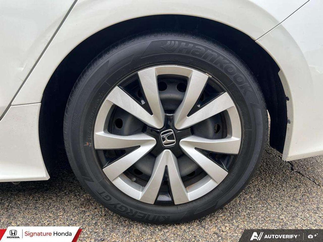 2022 Honda Civic LX Photo