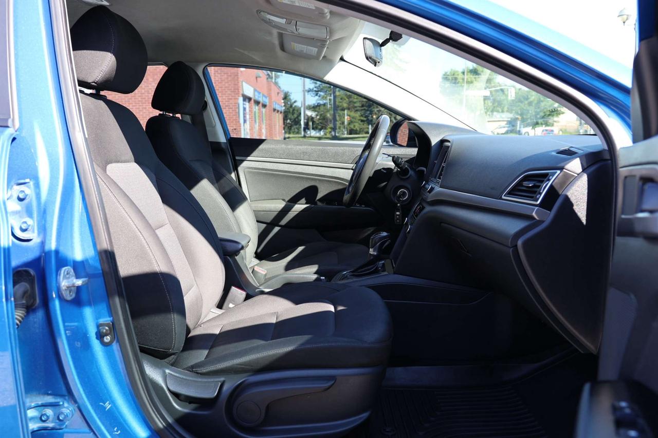 2018 Hyundai Elantra GL-AUTO/BACK UP CAMERA/BLIS/CLOTH/HEATED SEATS & STEERING/CARPLAY/BLUETOOTH Photo