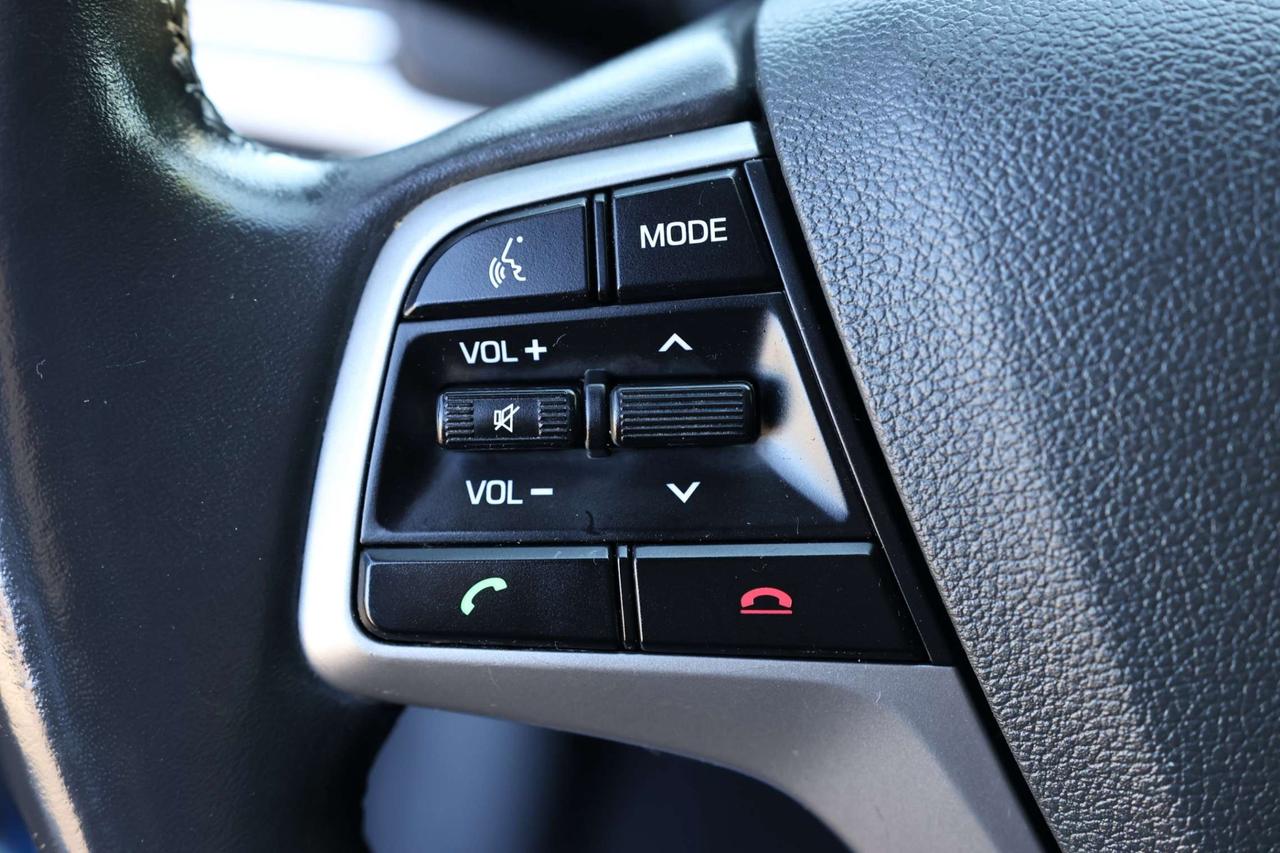 2018 Hyundai Elantra GL-AUTO/BACK UP CAMERA/BLIS/CLOTH/HEATED SEATS & STEERING/CARPLAY/BLUETOOTH Photo