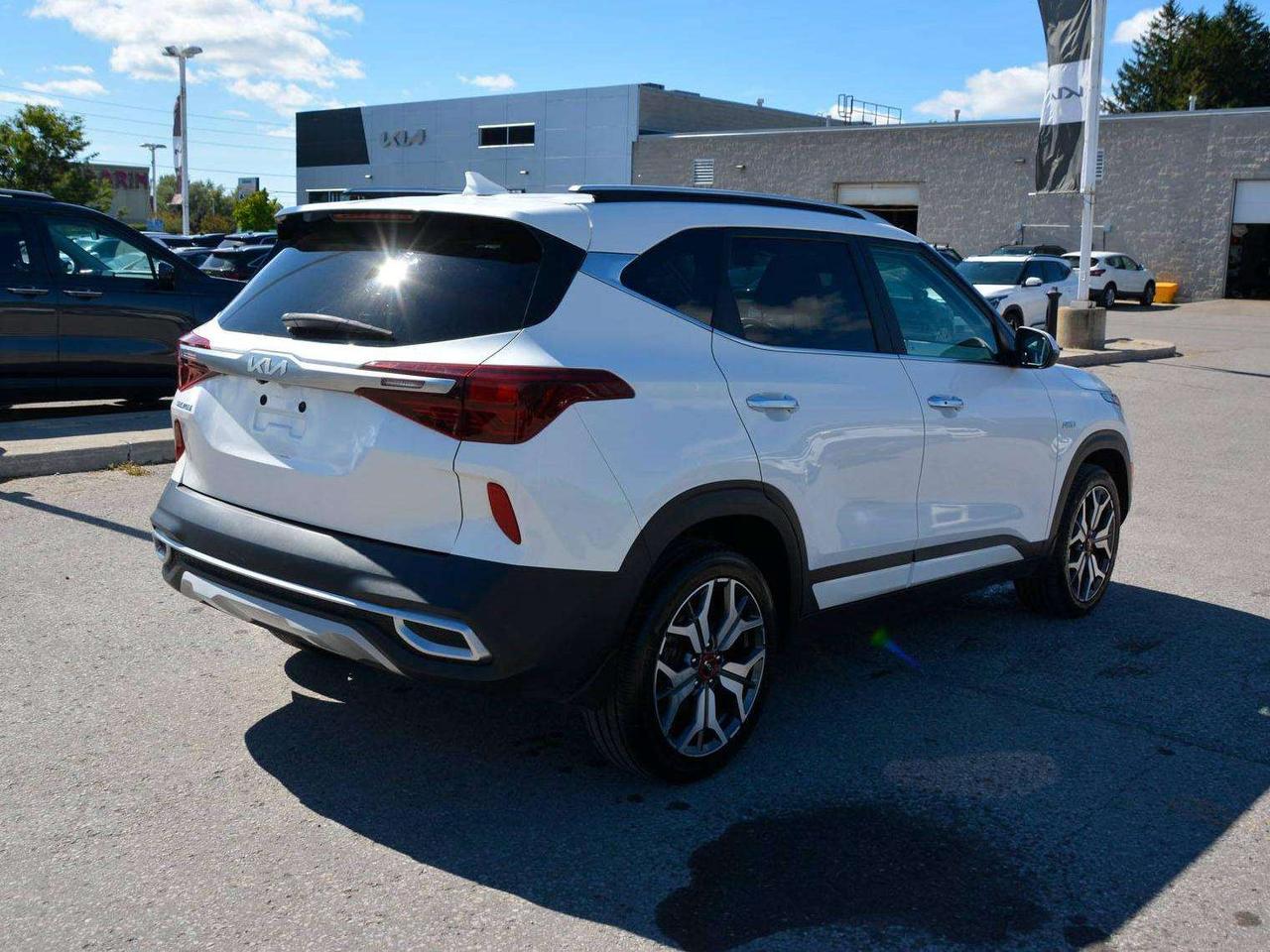 2023 Kia Seltos SX Turbo Photo
