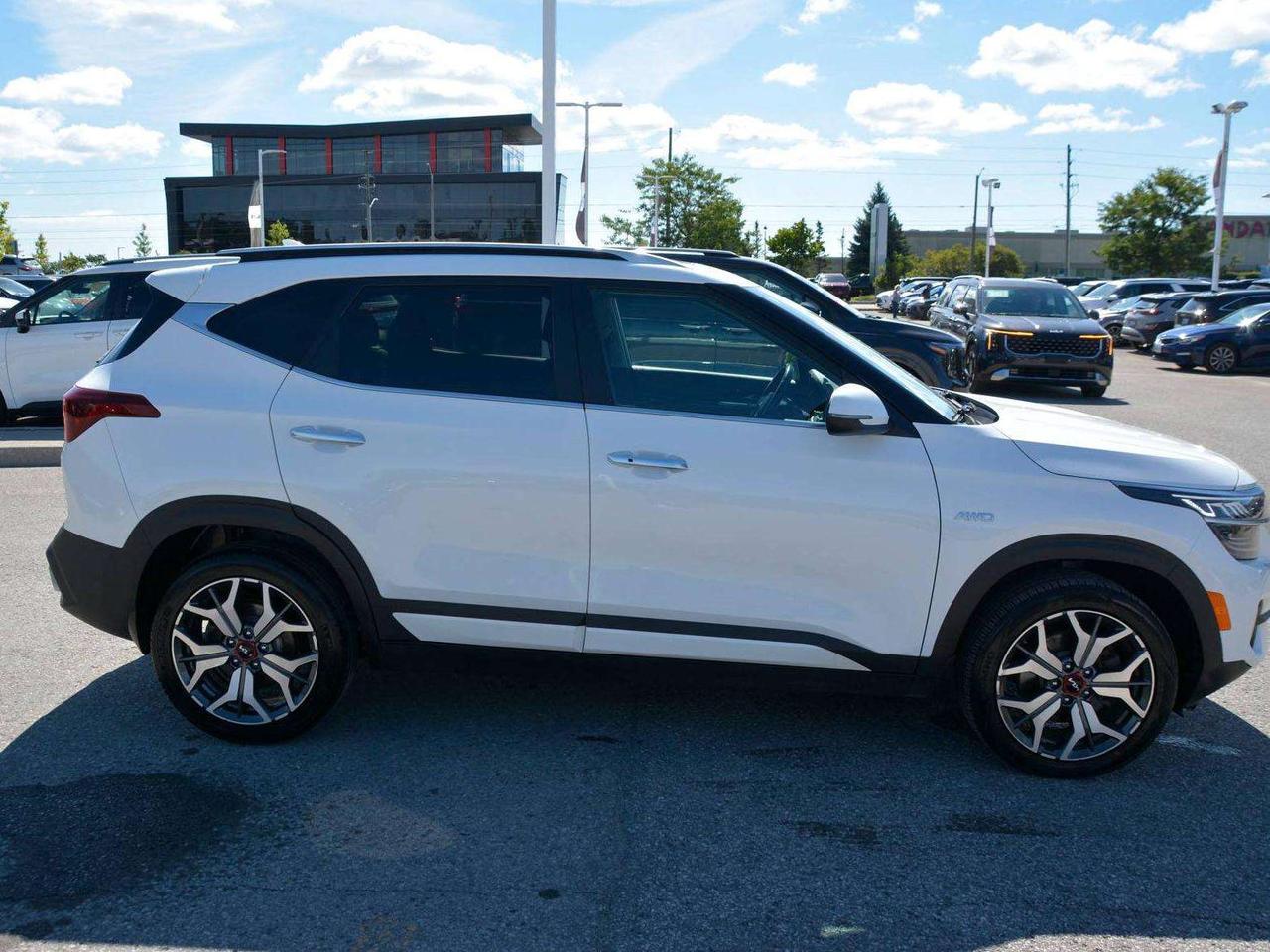 2023 Kia Seltos SX Turbo Photo