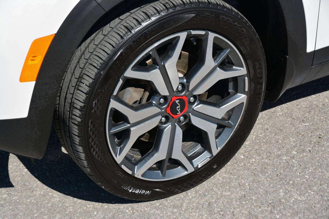 2023 Kia Seltos SX Turbo Photo