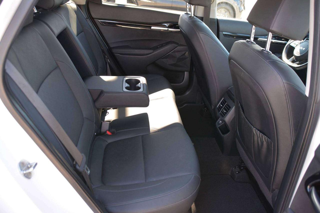 2023 Kia Seltos SX Turbo Photo