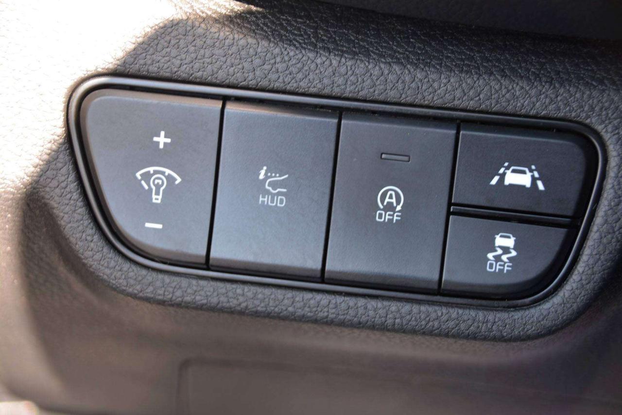2023 Kia Seltos SX Turbo Photo