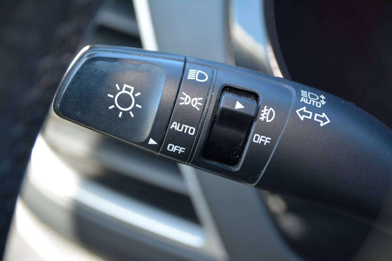2023 Kia Seltos SX Turbo Photo