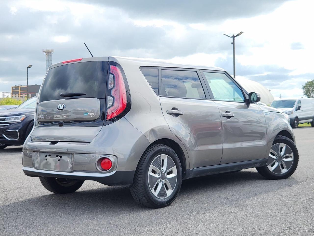 2018 Kia Soul EV EV Luxury w/Sunroof (A1) 4dr Hatchback Photo